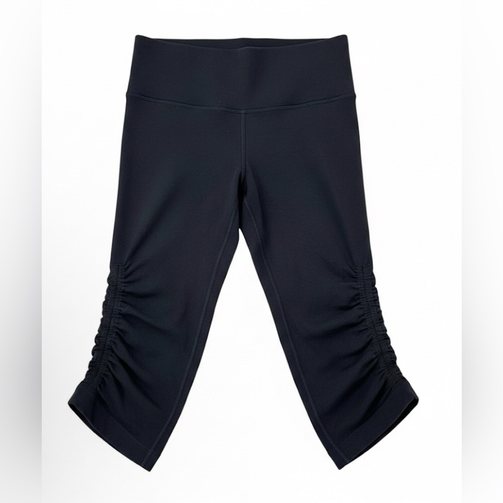 LULULEMON Black Ruched Side Crop Capri Leggings Size 4